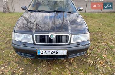 Лифтбек Skoda Octavia 2001 в Ровно