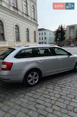 Универсал Skoda Octavia 2014 в Каменец-Подольском