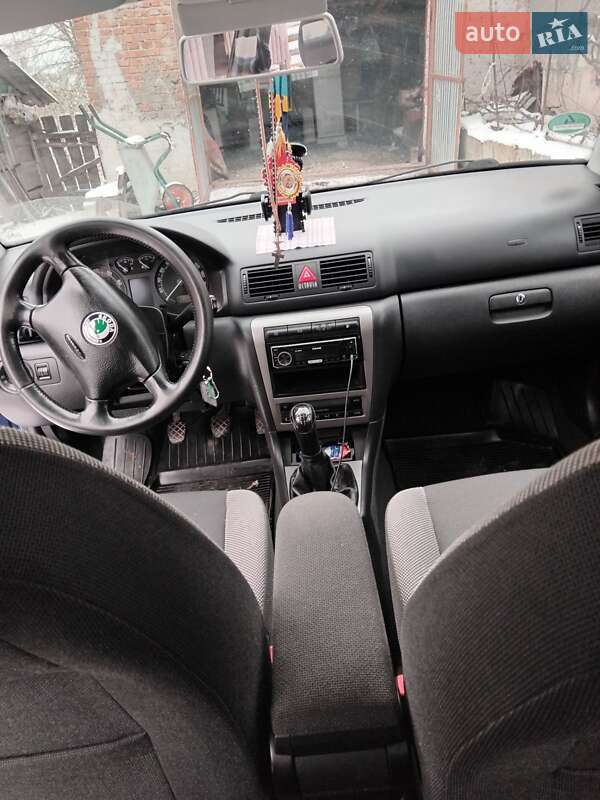 Лифтбек Skoda Octavia 2003 в Тернополе