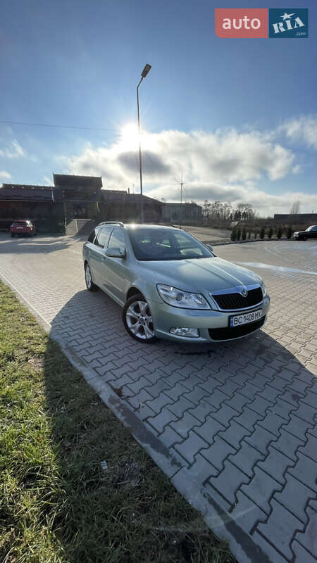 Универсал Skoda Octavia 2010 в Буске