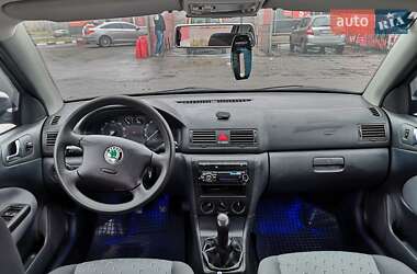 Лифтбек Skoda Octavia 2008 в 