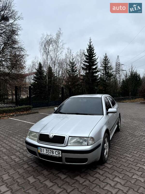Ліфтбек Skoda Octavia 2004 в Миргороді