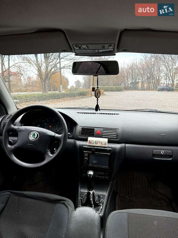 Ліфтбек Skoda Octavia 2004 в Миргороді
