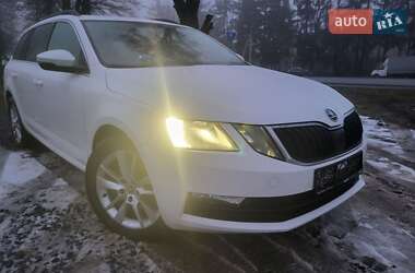 Универсал Skoda Octavia 2018 в Хмельницком