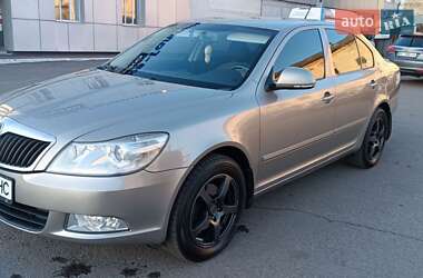 Ліфтбек Skoda Octavia 2010 в Львові