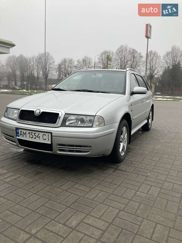 Універсал Skoda Octavia 2002 в Житомирі