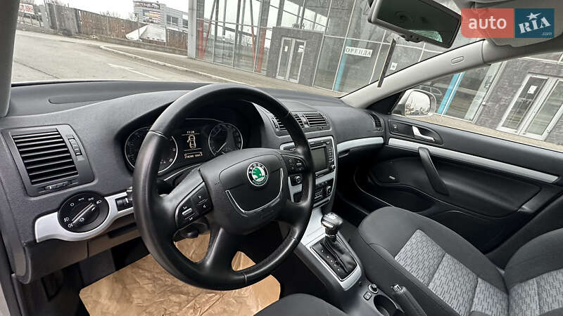 Універсал Skoda Octavia 2011 в Запоріжжі