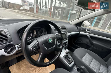 Универсал Skoda Octavia 2011 в 
