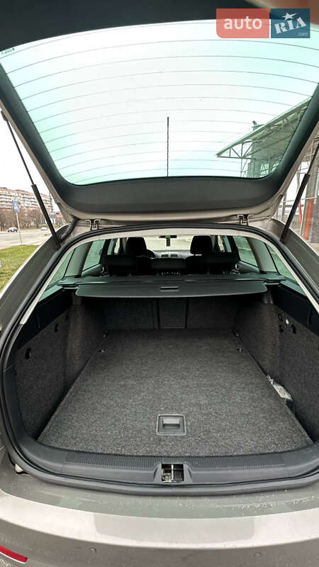 Універсал Skoda Octavia 2011 в Запоріжжі