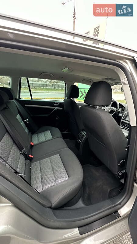 Універсал Skoda Octavia 2011 в Запоріжжі