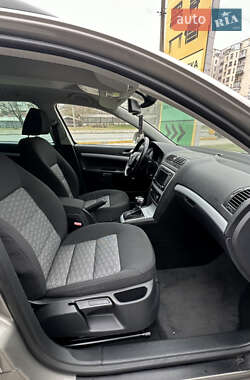Универсал Skoda Octavia 2011 в 