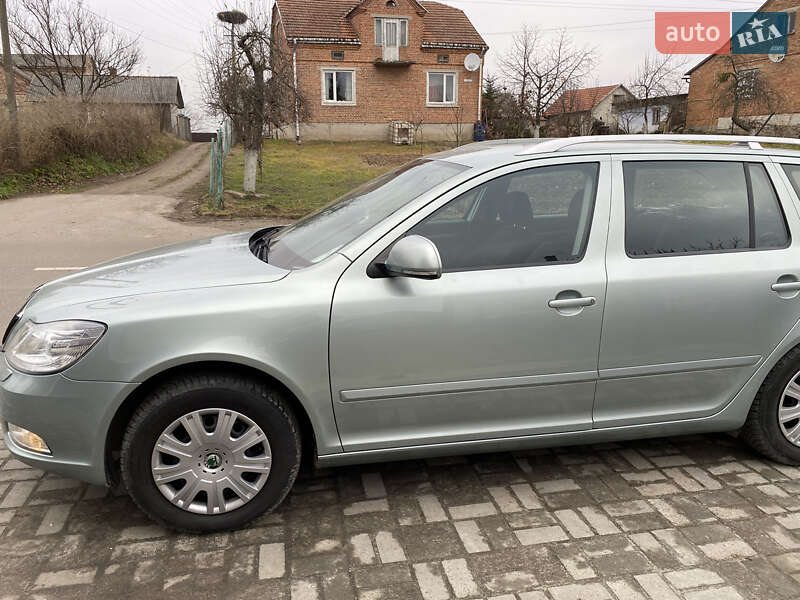 Универсал Skoda Octavia 2011 в Львове