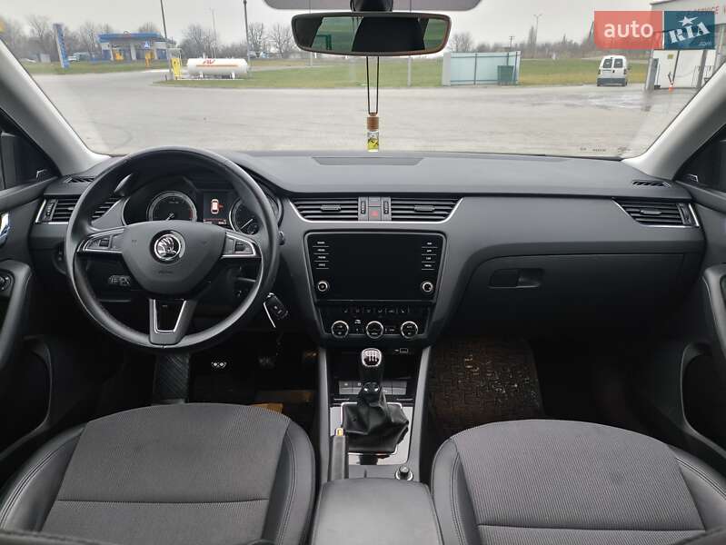 Универсал Skoda Octavia 2019 в Горохове