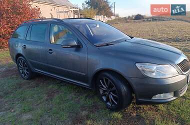 Універсал Skoda Octavia 2012 в Чернігові