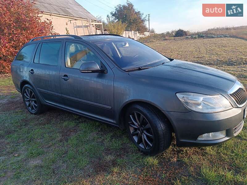 Универсал Skoda Octavia 2012 в 