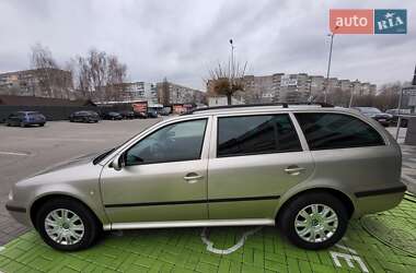 Універсал Skoda Octavia 2004 в Черкасах