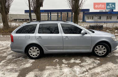 Универсал Skoda Octavia 2009 в Чернигове