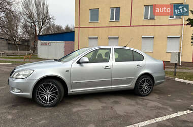 Ліфтбек Skoda Octavia 2010 в Запоріжжі