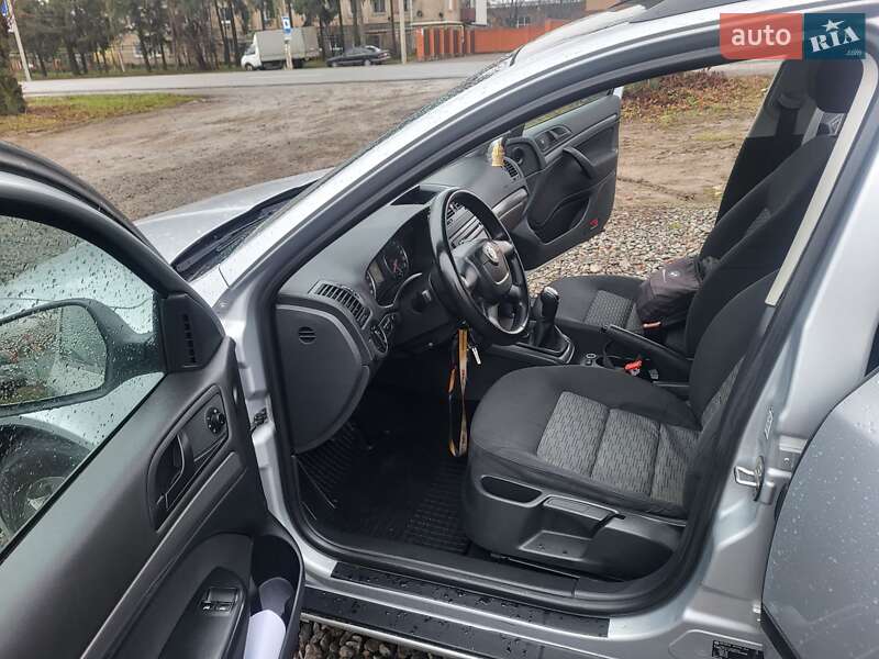 Универсал Skoda Octavia 2011 в Хмельницком