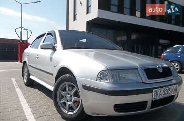 Лифтбек Skoda Octavia 2005 в 