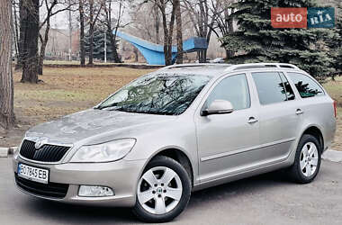 Универсал Skoda Octavia 2010 в Каменском