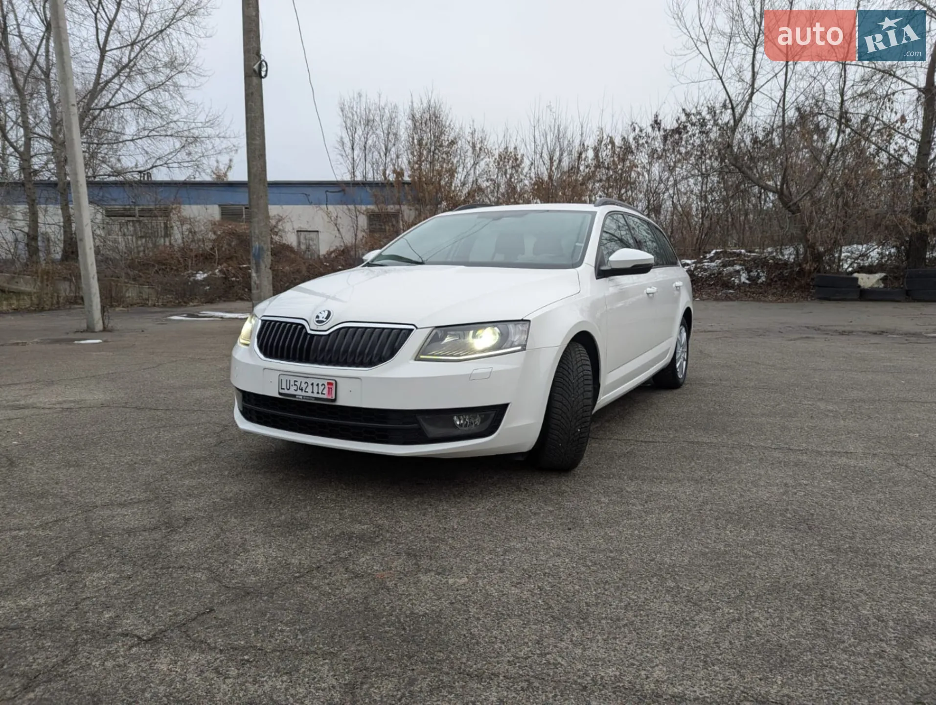 2015 Skoda Octavia - мініатюра 2
