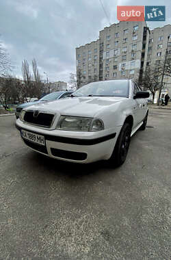 Ліфтбек Skoda Octavia 2004 в Києві