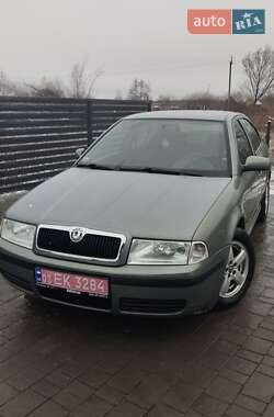 Ліфтбек Skoda Octavia 2001 в Кам'янці-Бузькій