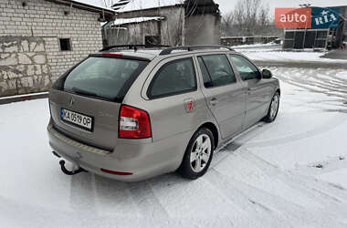 Универсал Skoda Octavia 2011 в 