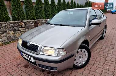 Лифтбек Skoda Octavia 2010 в Виннице