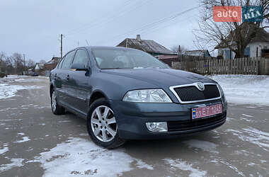 Ліфтбек Skoda Octavia 2005 в Смілі