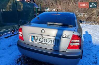 Лифтбек Skoda Octavia 2008 в Киеве