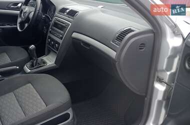 Лифтбек Skoda Octavia 2012 в 