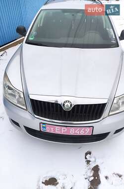 Универсал Skoda Octavia 2009 в Сновске