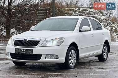 Ліфтбек Skoda Octavia 2010 в Дніпрі