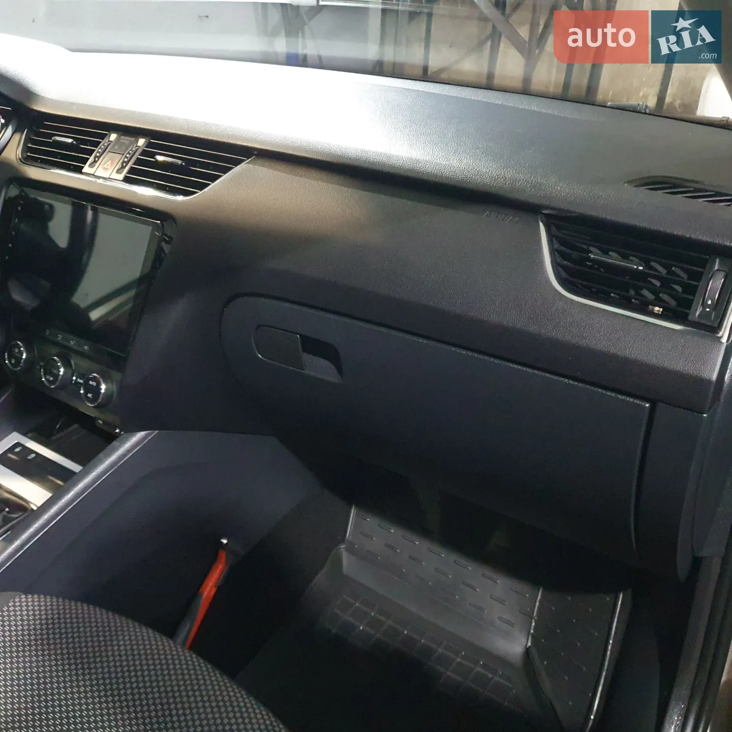 2014 Skoda Octavia - мініатюра 16