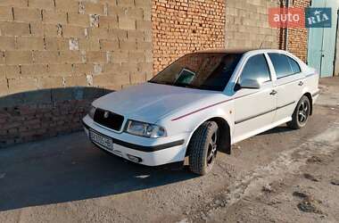 Лифтбек Skoda Octavia 2000 в Мурованых Куриловцах