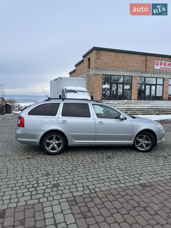 Універсал Skoda Octavia 2010 в Снятині