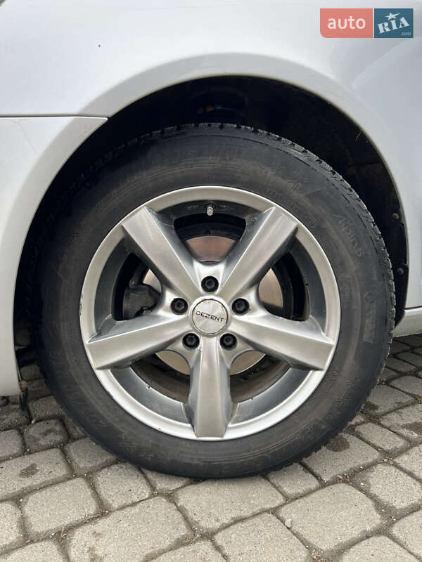 Універсал Skoda Octavia 2010 в Снятині