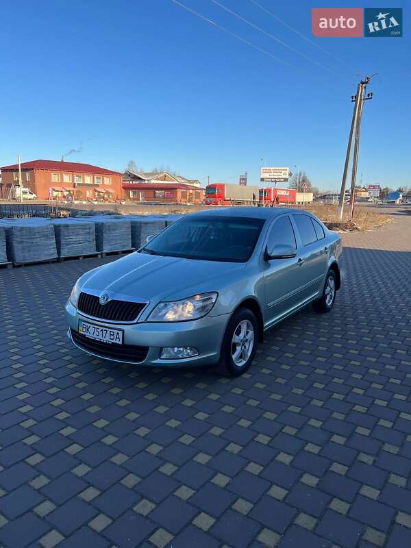 Ліфтбек Skoda Octavia 2011 в Сарнах