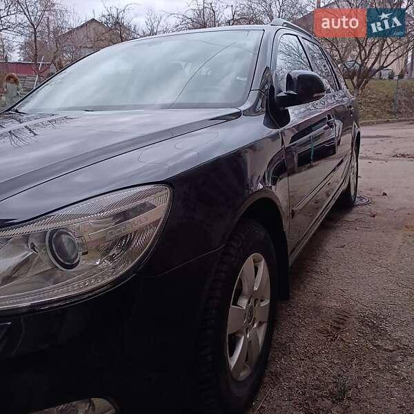 Универсал Skoda Octavia 2009 в Кельменцах