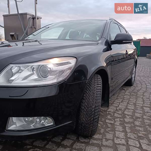 Универсал Skoda Octavia 2009 в Кельменцах