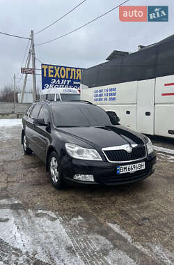 Універсал Skoda Octavia 2009 в Сумах