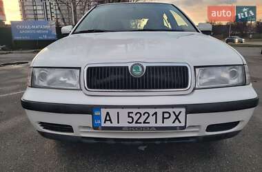 Лифтбек Skoda Octavia 1999 в Киеве