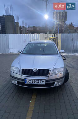 Універсал Skoda Octavia 2008 в Пустомитах