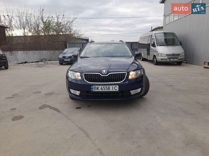 Универсал Skoda Octavia 2016 в Ровно