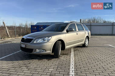 Универсал Skoda Octavia 2009 в Дубно