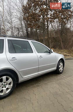 Универсал Skoda Octavia 2012 в Львове