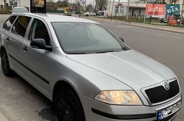 Ліфтбек Skoda Octavia 2010 в Івано-Франківську