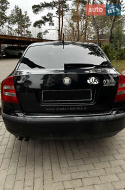 Лифтбек Skoda Octavia 2008 в 